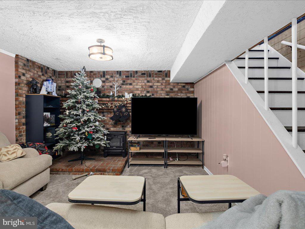 8192 Weyburn Road Millersville, MD 21108 - Photo 23 of 37