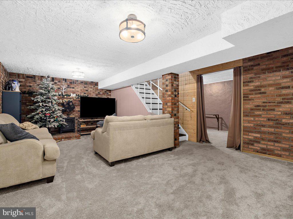 8192 Weyburn Road Millersville, MD 21108 - Photo 25 of 37