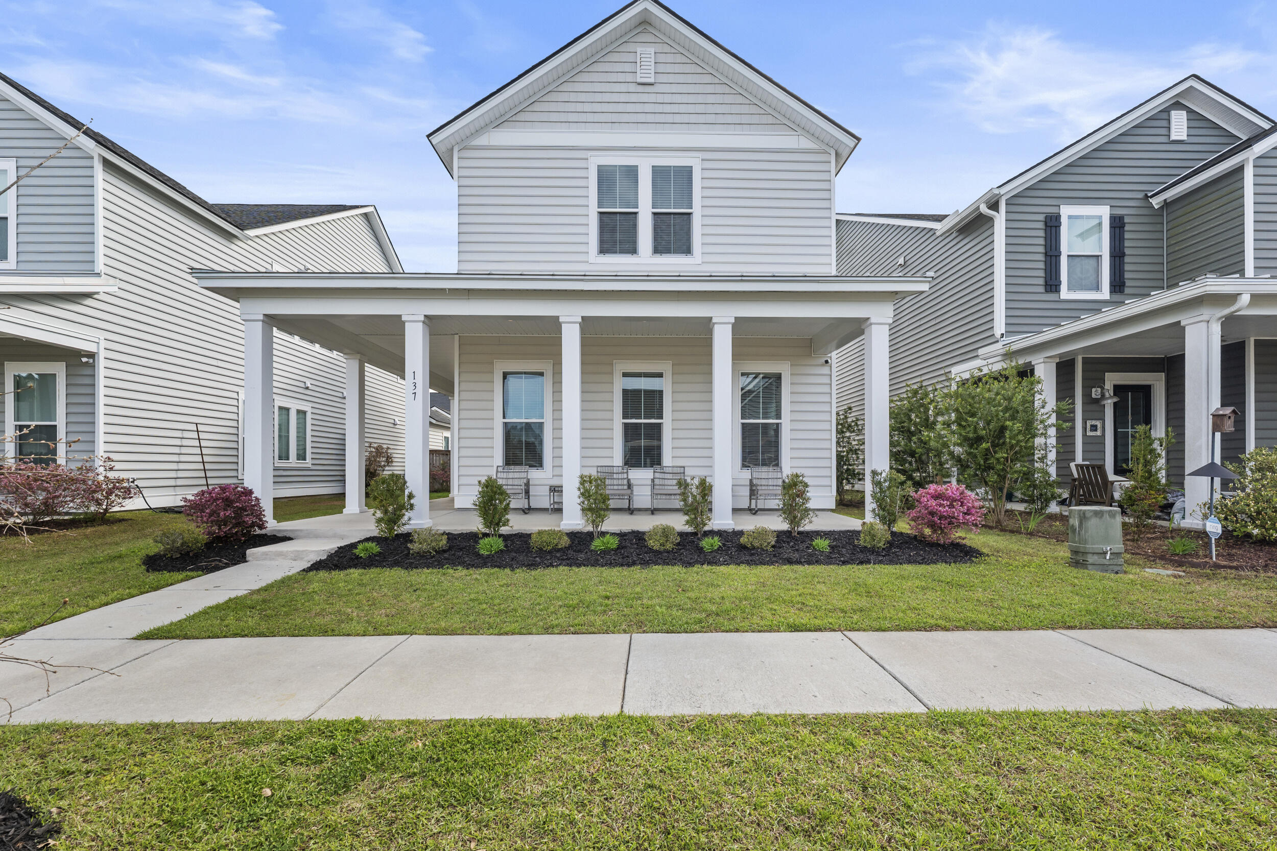 137 Country Gate Lane Summerville, SC 29485 - Photo 5 of 47 55_p1082447