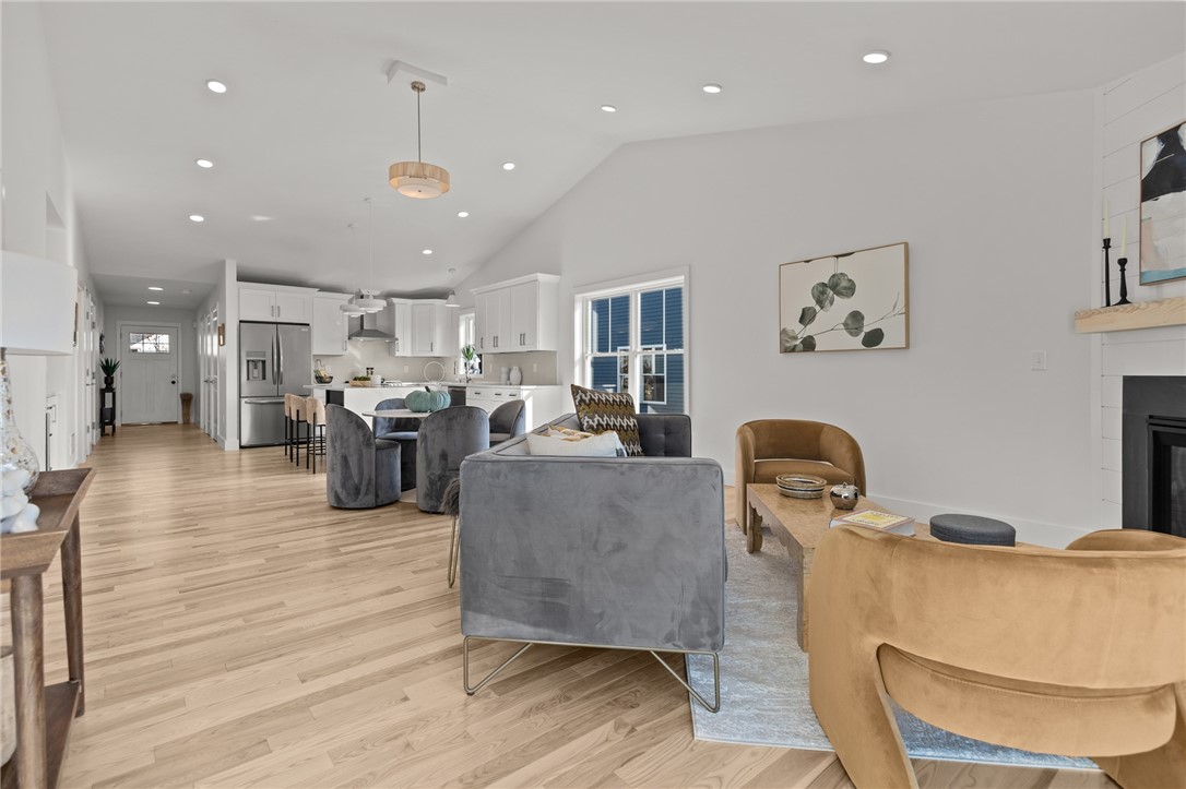 700 Sandy Lane, Unit 20 Warwick, RI 02889 - Photo 6 of 44 Model Unit Shown