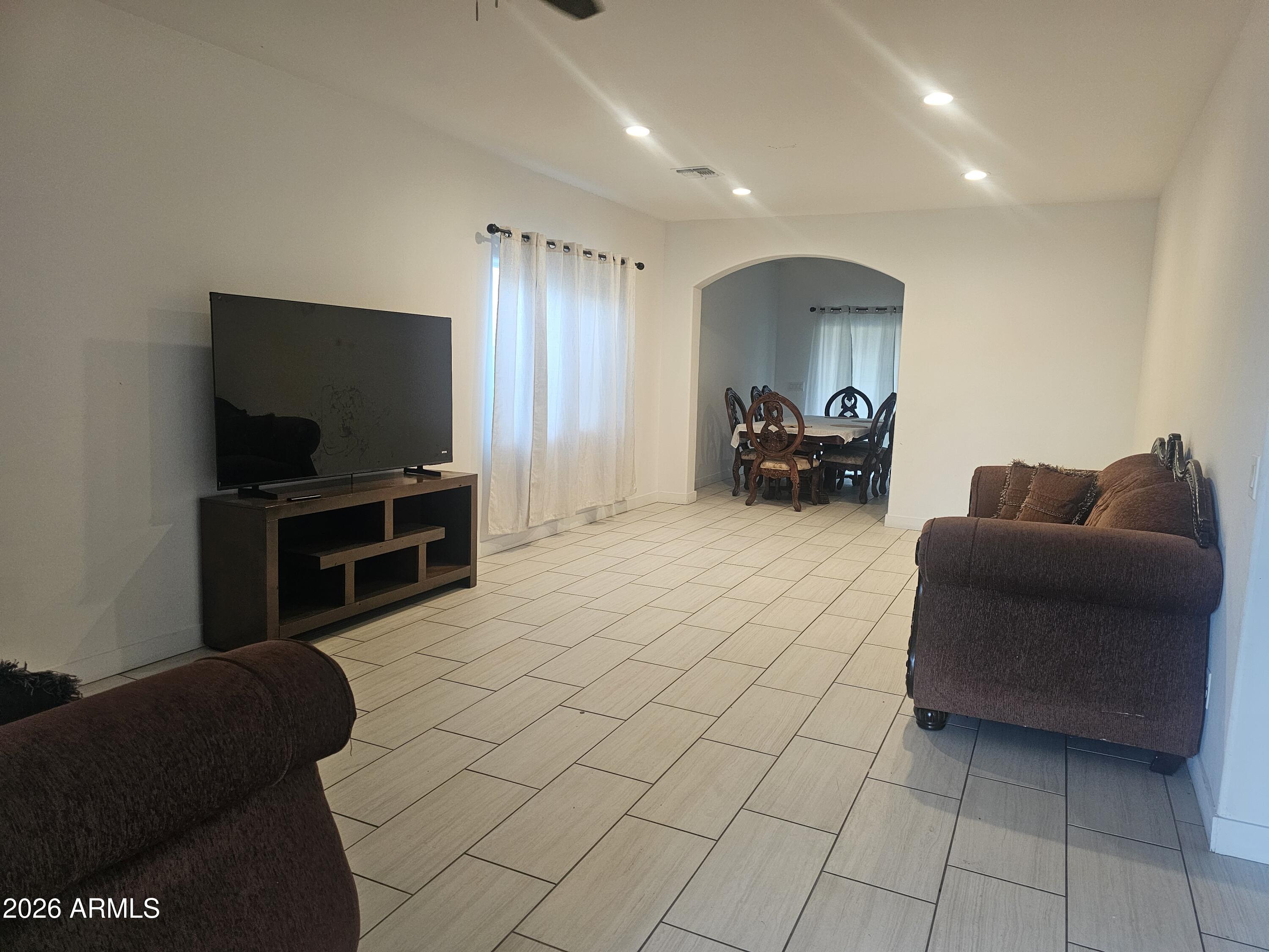 3021 West Almeria Road Phoenix, AZ 85009 - Photo 3 of 17 20260508_182341
