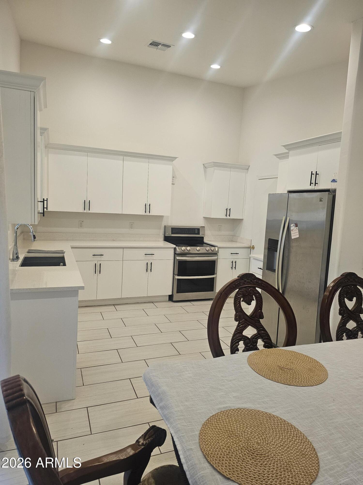 3021 West Almeria Road Phoenix, AZ 85009 - Photo 6 of 17 20260508_182432