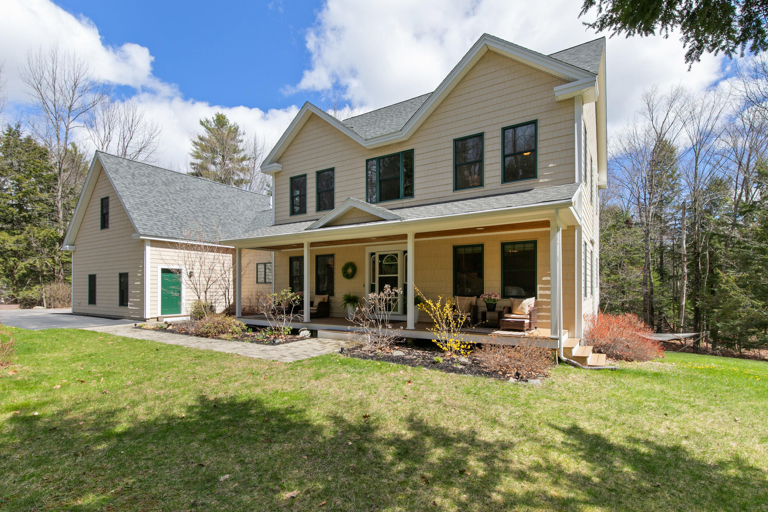 12_49 harts way gorham me 04038 us-012