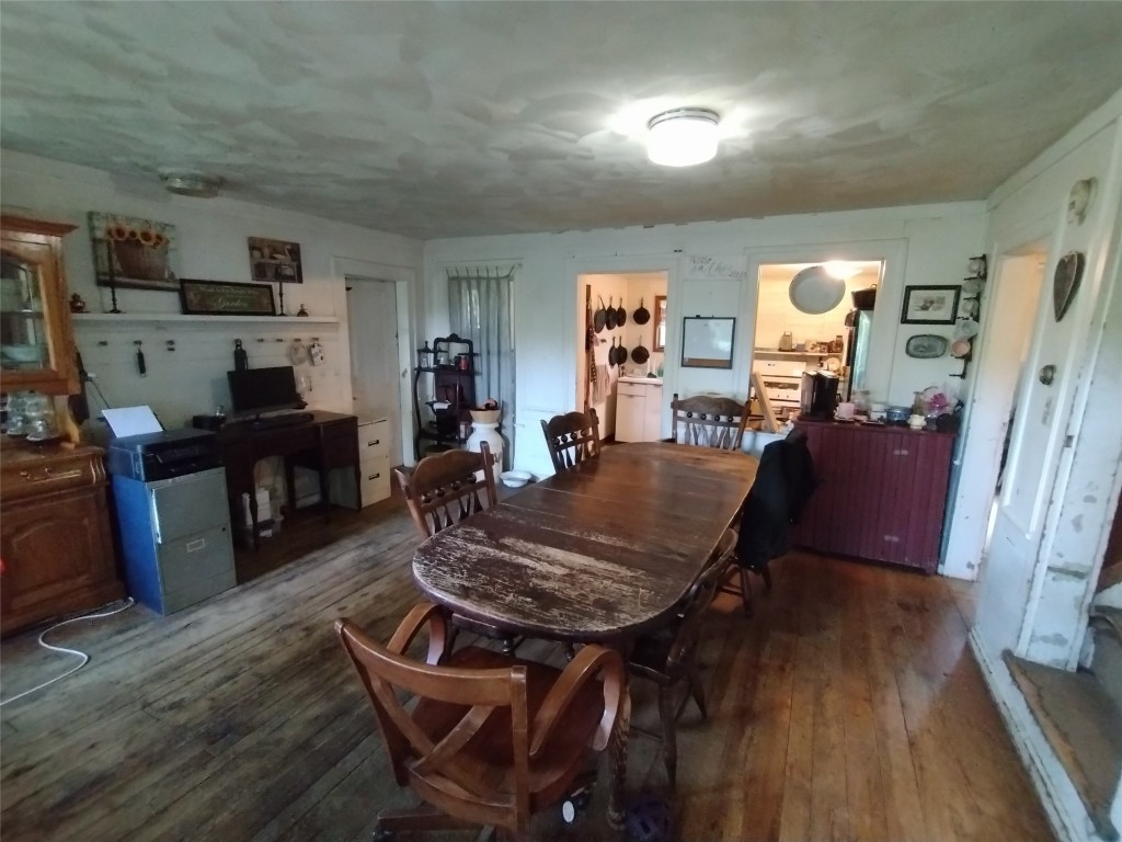 128 Knight Road Vestal, NY 13850 - Photo 3 of 27 Gallery Image 3