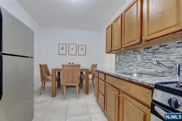 $2,000 | 6045 Blvd, Unit 7E, West New York, NJ 07093