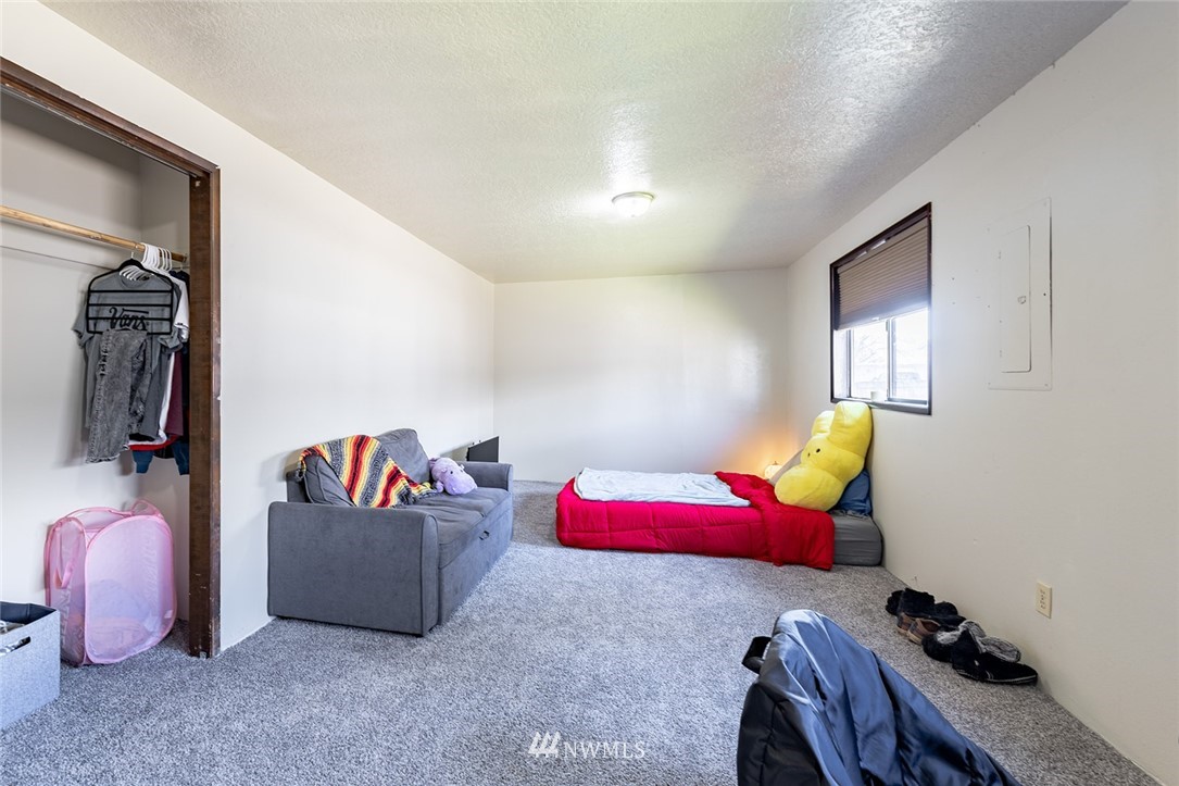 130 Villa Road Kelso, WA 98626 - Photo 20 of 28 Gallery Image 20