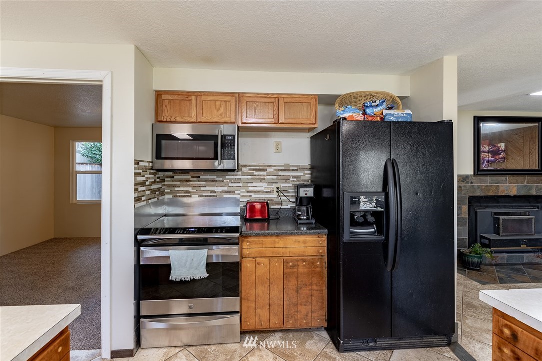 130 Villa Road Kelso, WA 98626 - Photo 8 of 28 Gallery Image 8