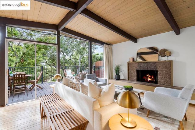 $1,300,000 | 74 Florida Avenue, Berkeley, CA 94707