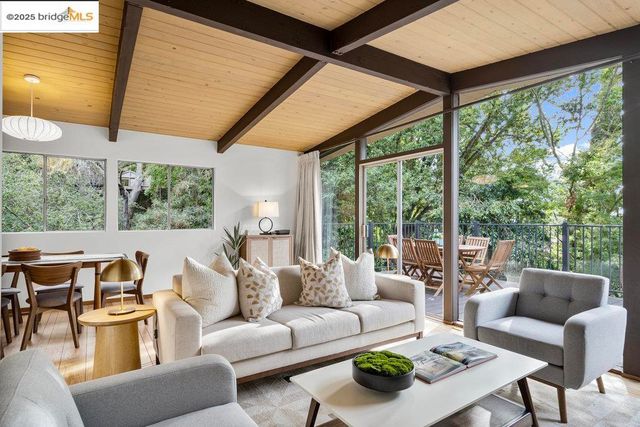 $1,300,000 | 74 Florida Avenue, Berkeley, CA 94707