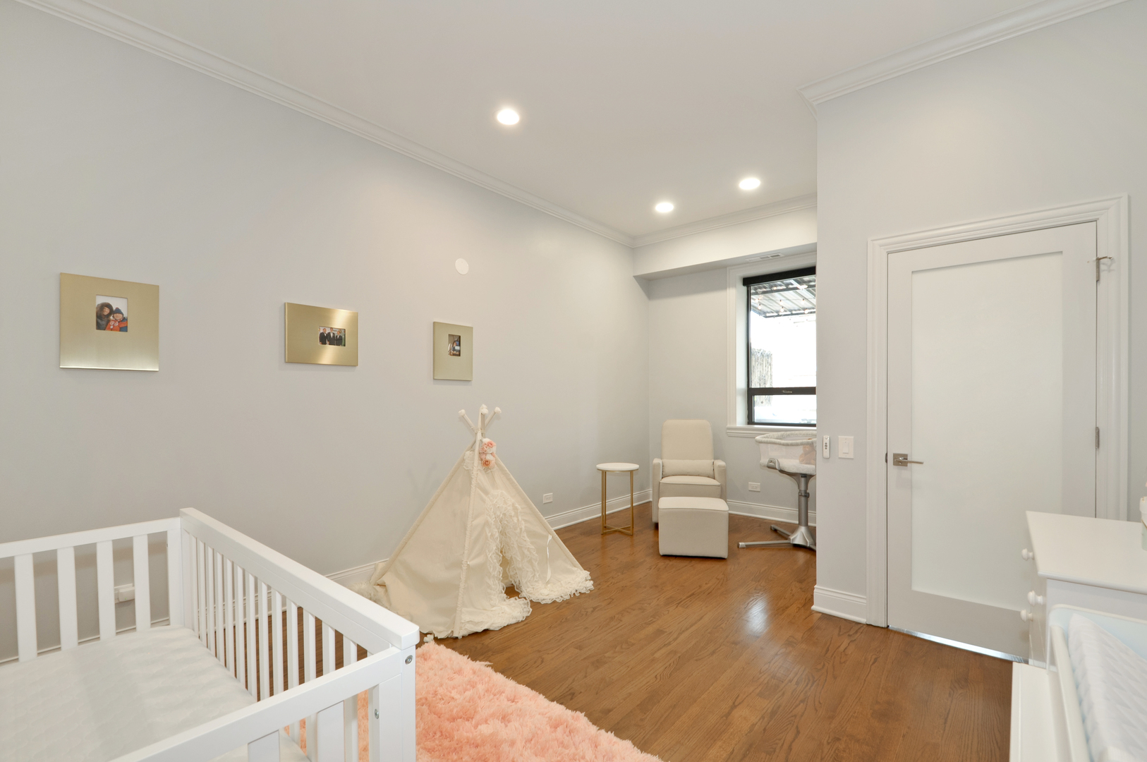 507 North Wells Street, Unit 2 Chicago, IL 60654 - Photo 16 of 24
