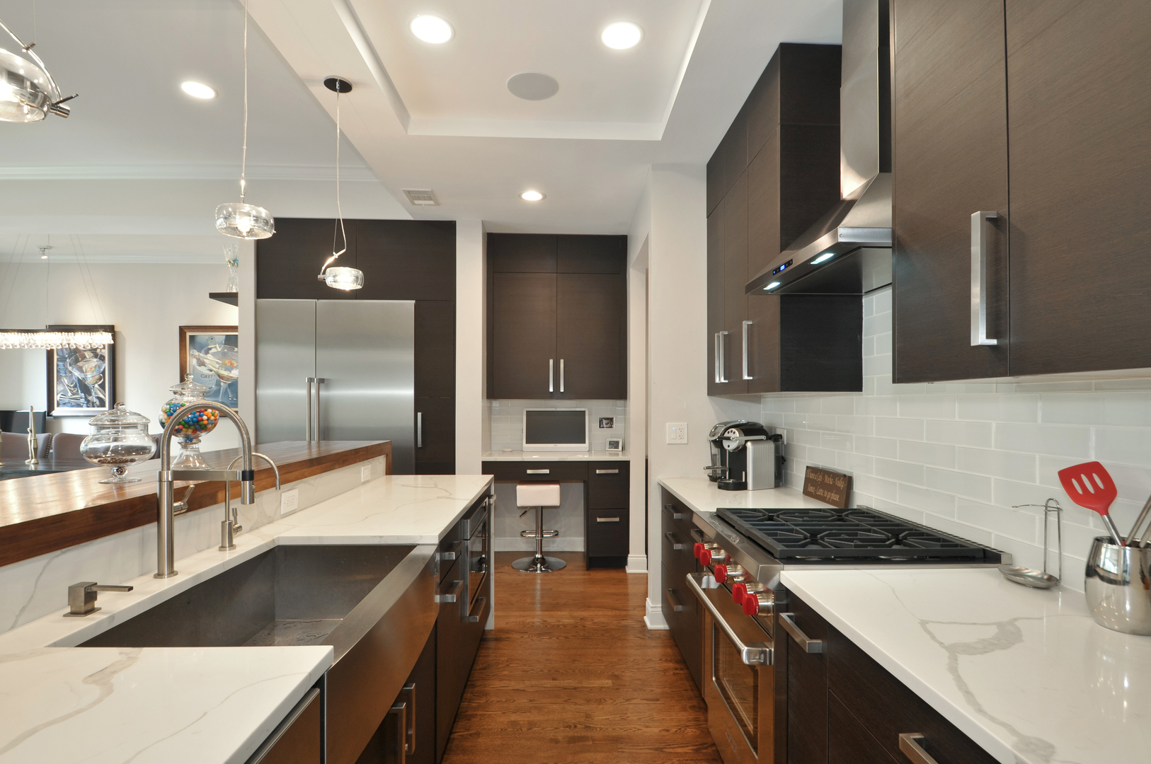 507 North Wells Street, Unit 2 Chicago, IL 60654 - Photo 9 of 24
