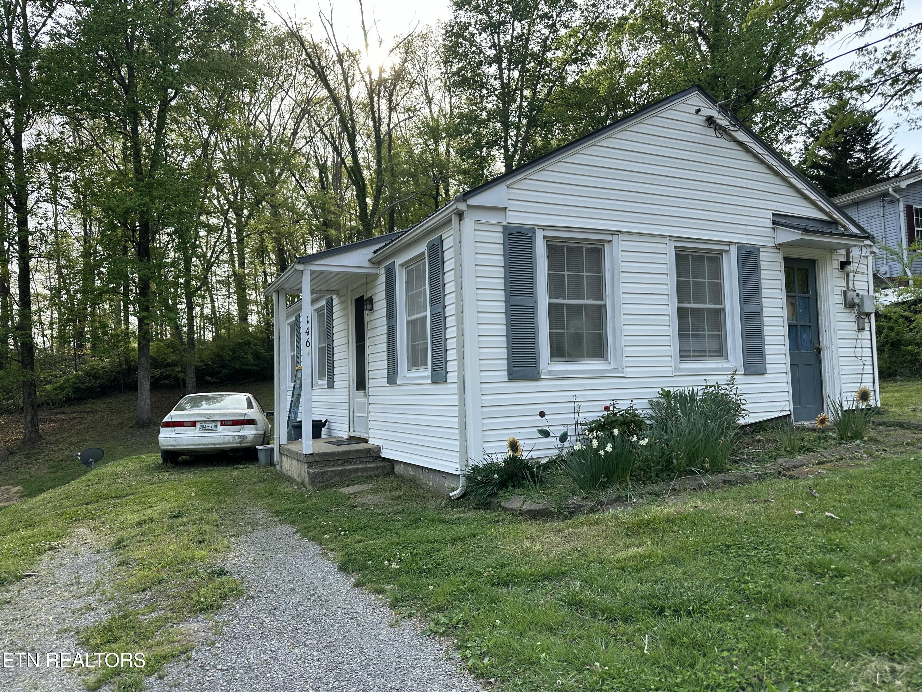 146 Oak Road Norris, TN 37828 - Photo 14 of 32 IMG_1774