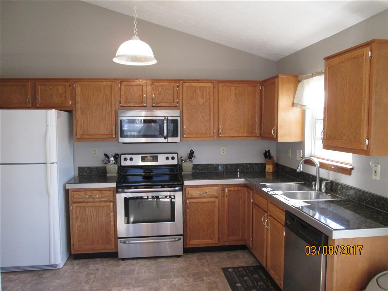 484 Rifle Lane Erlanger, KY 41018 - Photo 3 of 20 Gallery Image 3