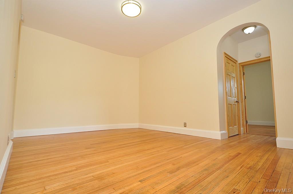 120 Stonelea Place, Unit 3M New Rochelle, NY 10801 - Photo 16 of 35