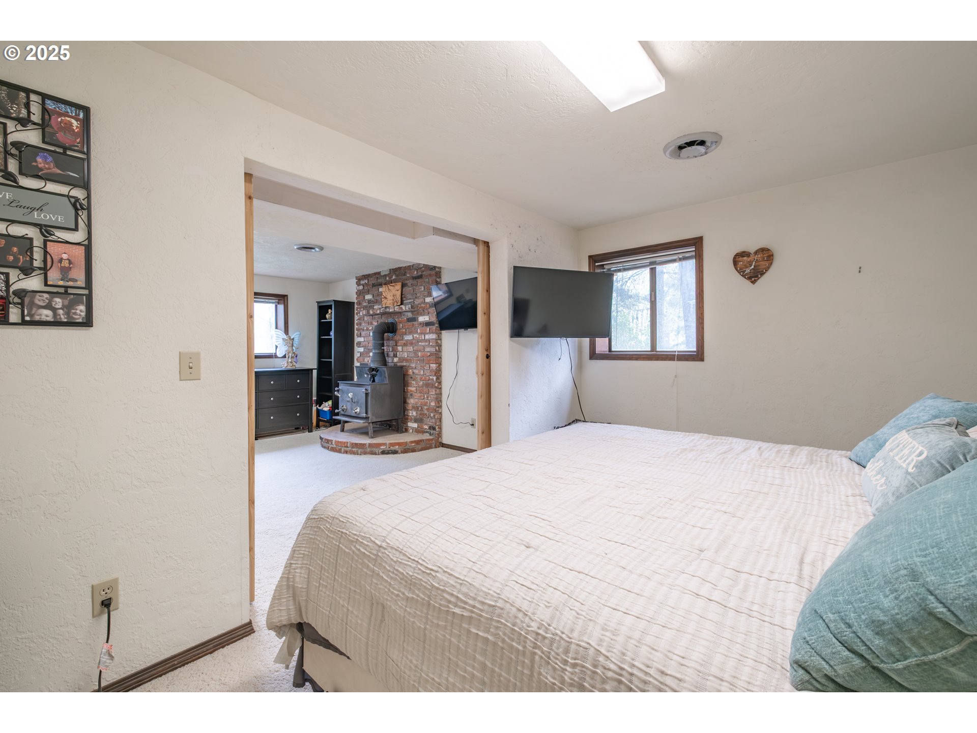 30528 Ty Valley Road Lebanon, OR 97355 - Photo 20 of 38 Gallery Image 20