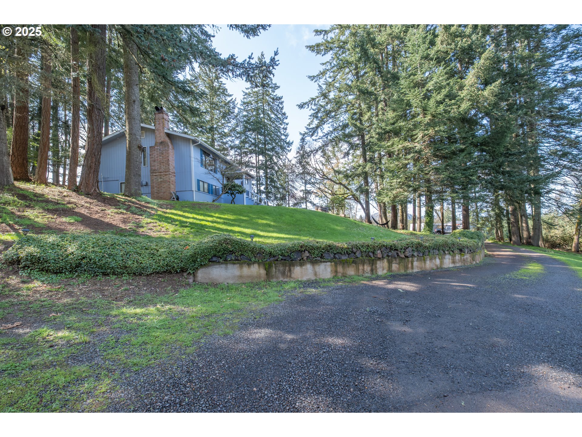 30528 Ty Valley Road Lebanon, OR 97355 - Photo 2 of 38 Gallery Image 2