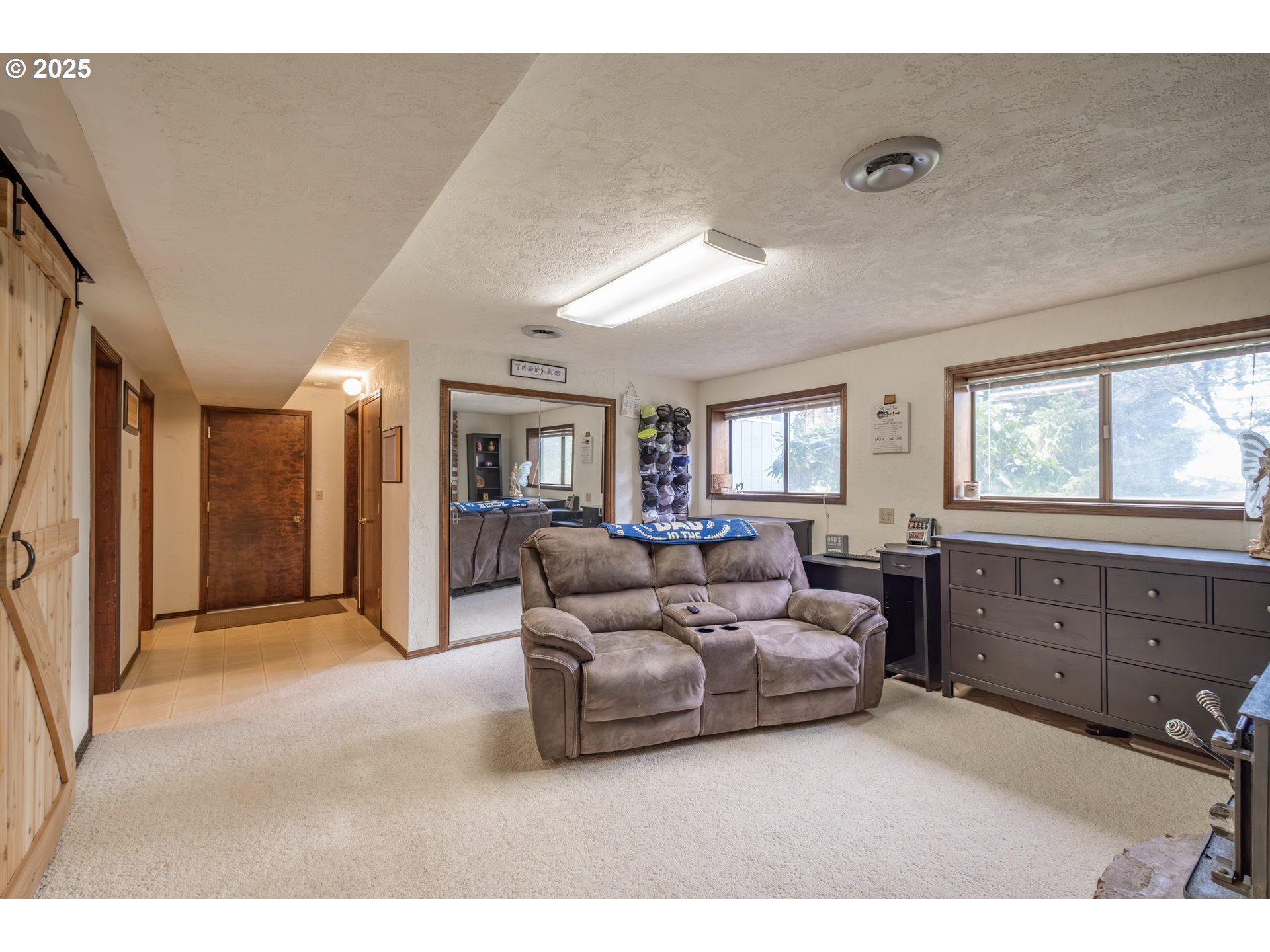 30528 Ty Valley Road Lebanon, OR 97355 - Photo 7 of 38 Gallery Image 7