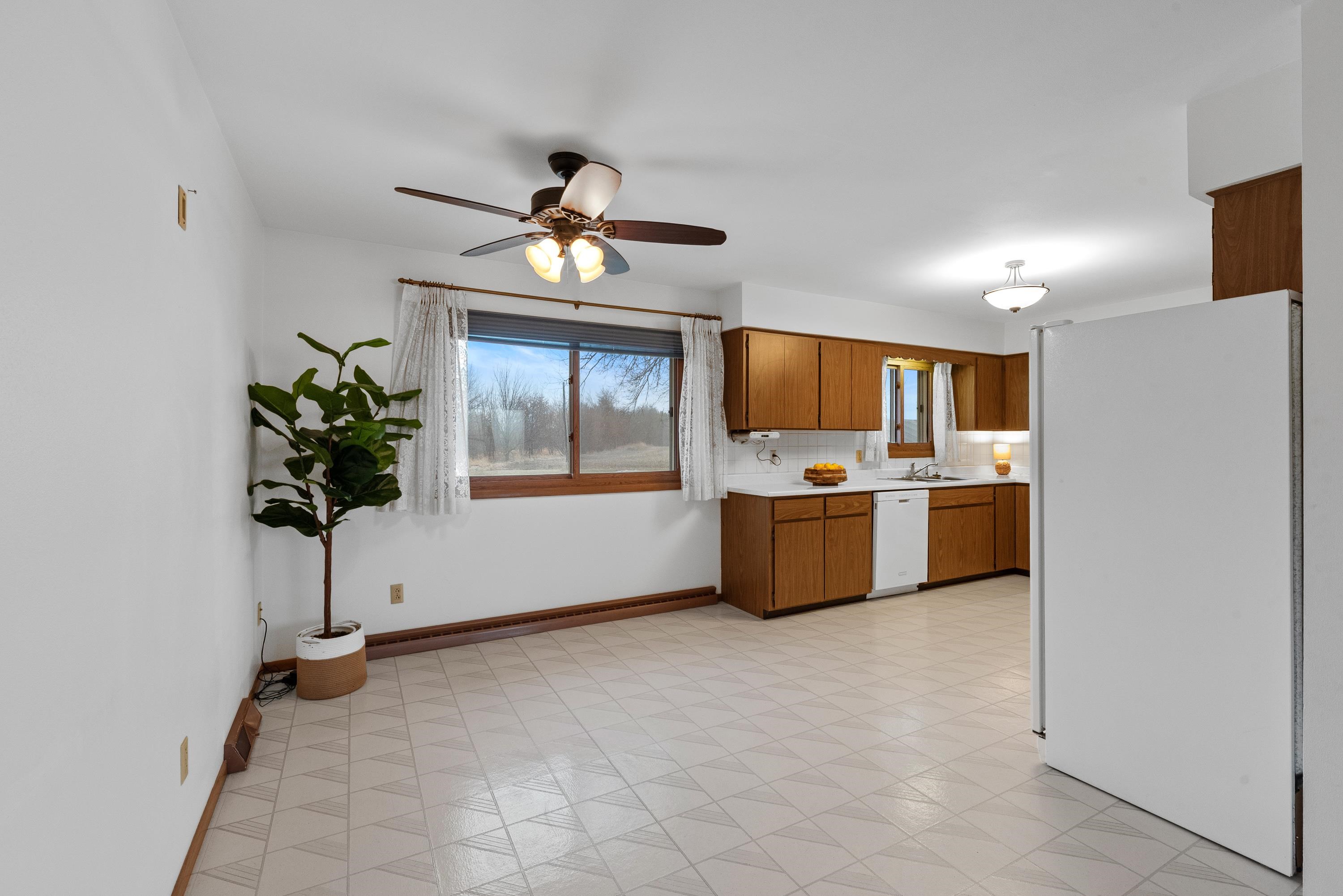 N3461 Guenther Road Waupun, WI 53963 - Photo 10 of 29