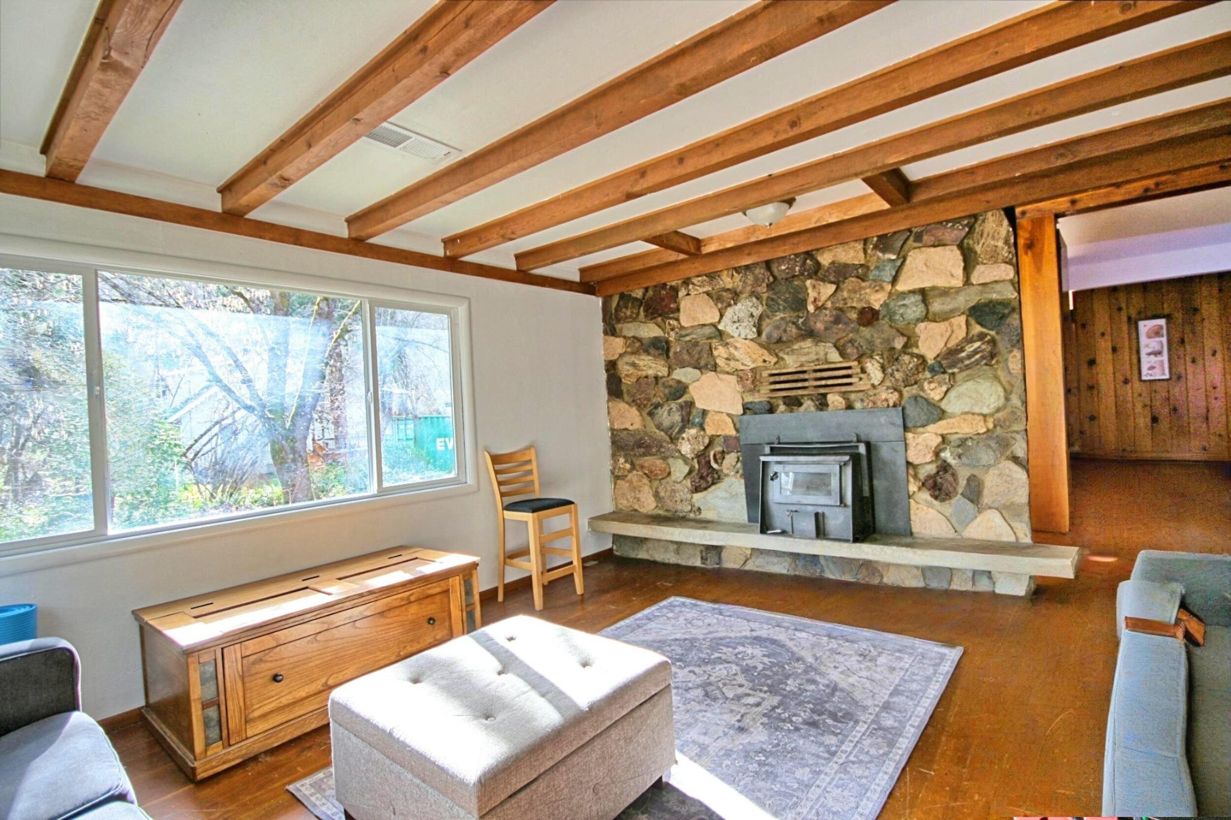 3356 Little Applegate Road Jacksonville, OR 97530 - Photo 25 of 64 den