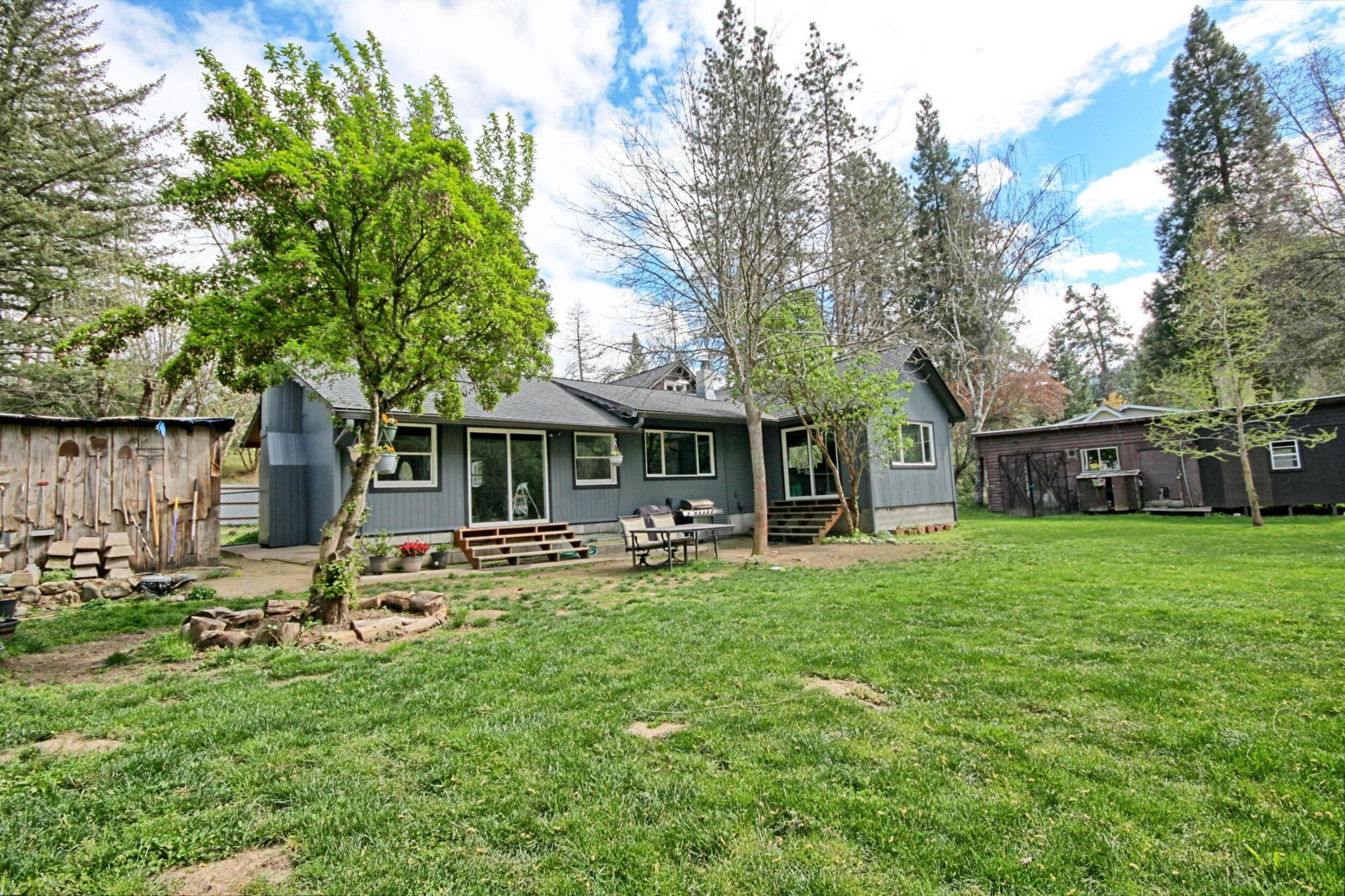 3356 Little Applegate Road Jacksonville, OR 97530 - Photo 44 of 64 room to add large deck