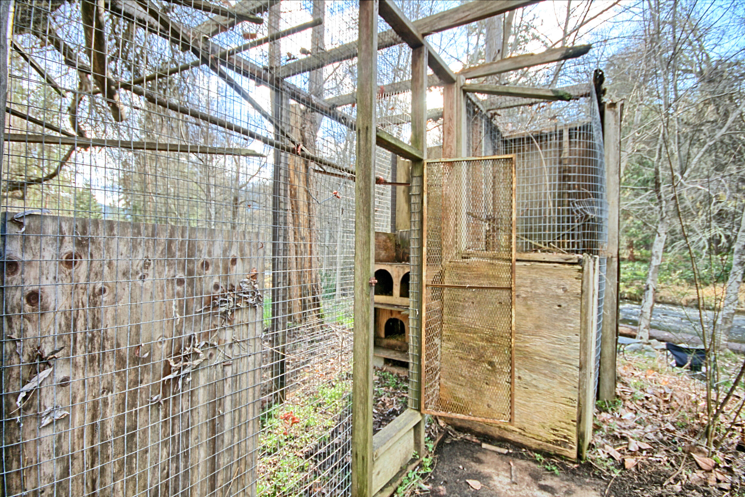 3356 Little Applegate Road Jacksonville, OR 97530 - Photo 59 of 64 chicken coop