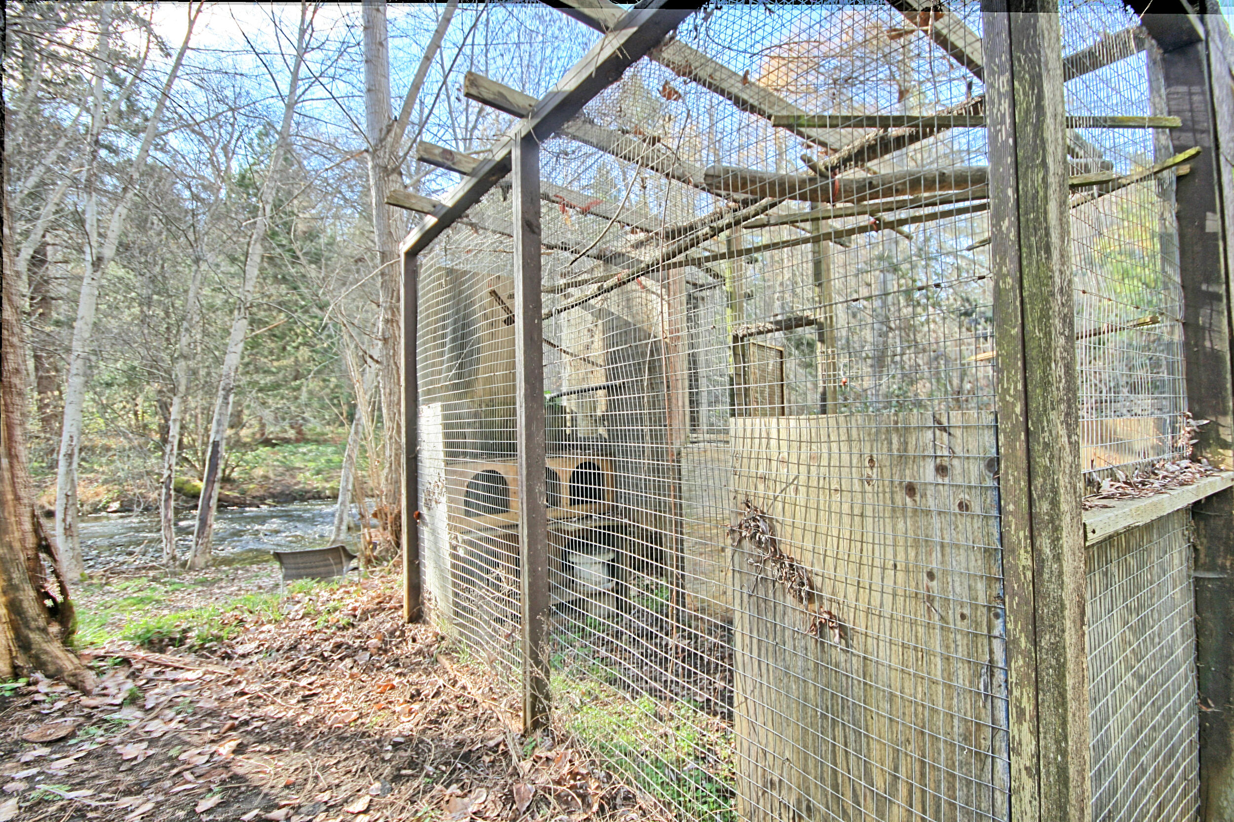 3356 Little Applegate Road Jacksonville, OR 97530 - Photo 60 of 64 chicken coop