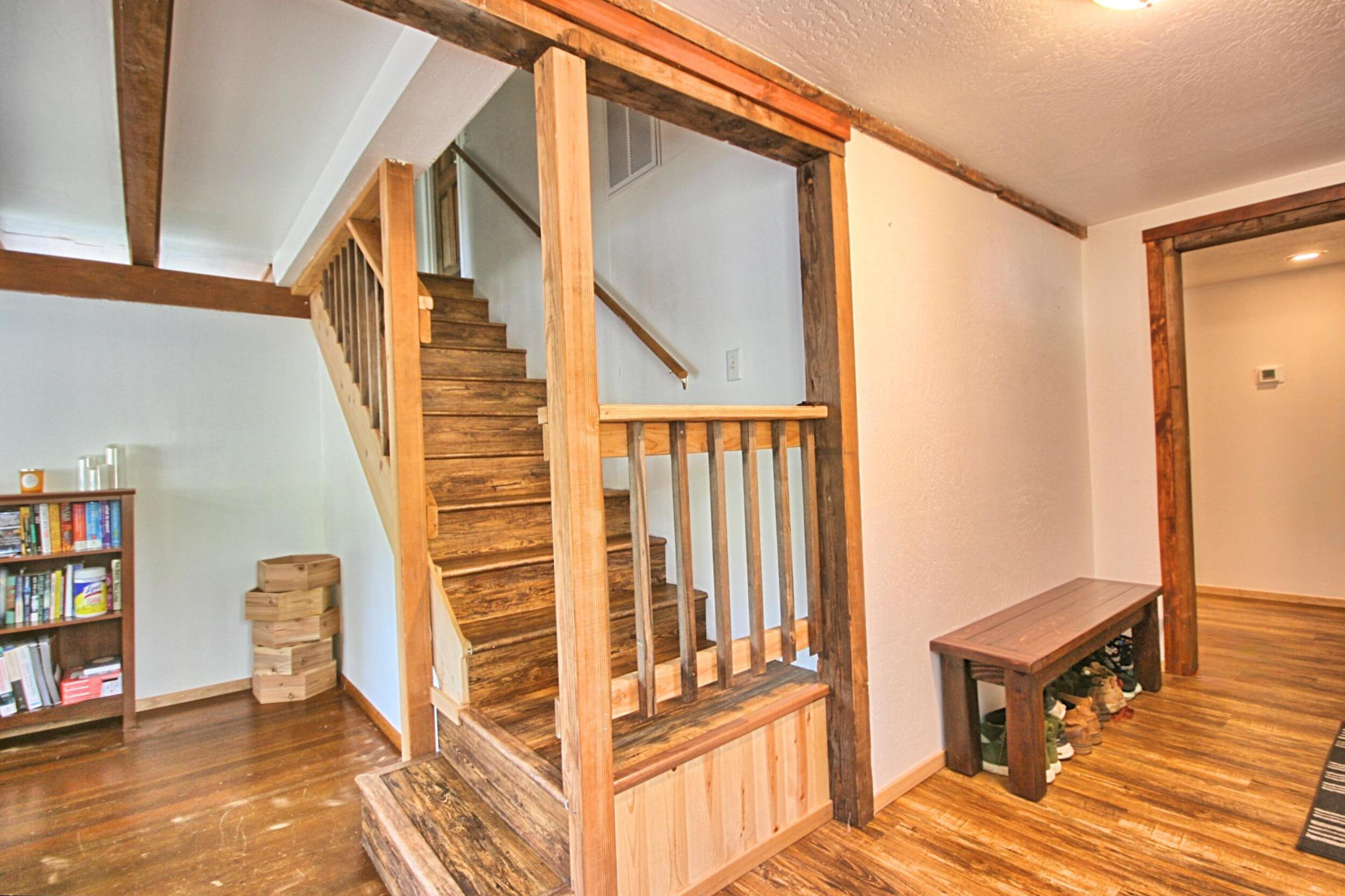 3356 Little Applegate Road Jacksonville, OR 97530 - Photo 10 of 64 entry