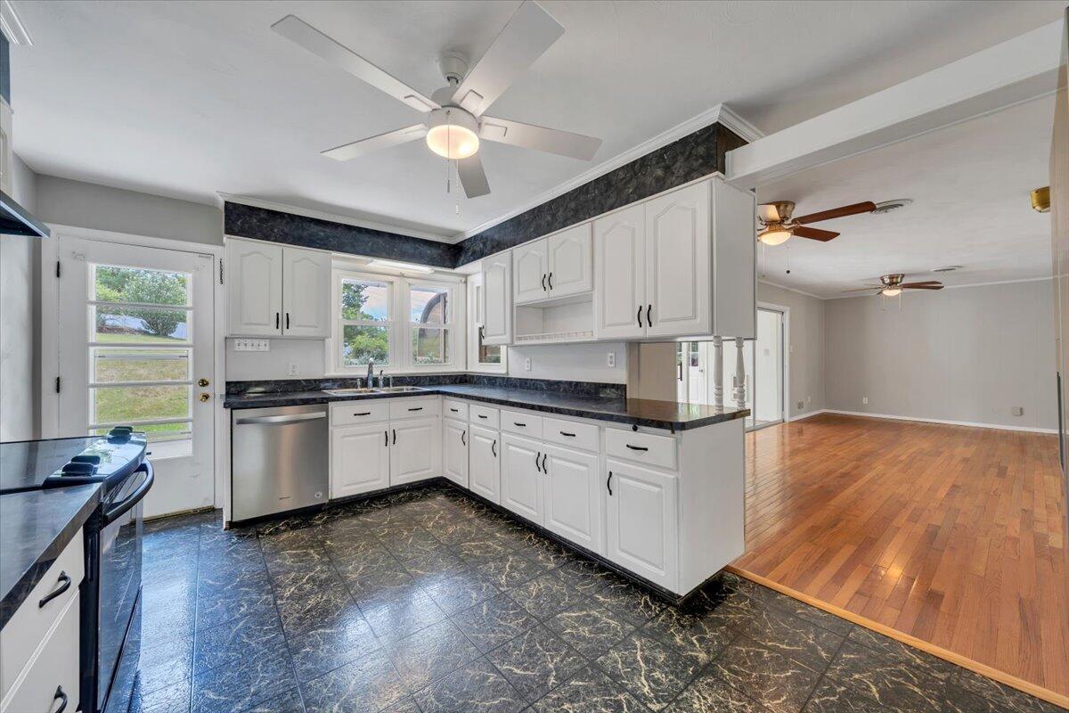 4962 Bower Road Roanoke, VA 24018 - Photo 14 of 55 14-MIB01540