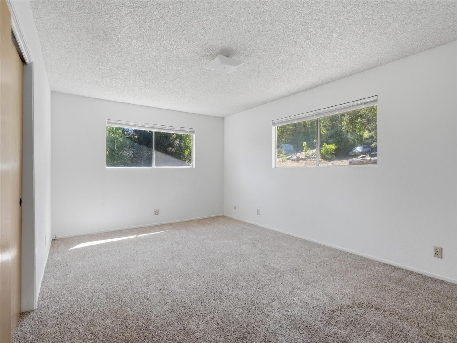 39785 Pine Ridge Road Oakhurst, CA 93644 - Photo 21 of 33