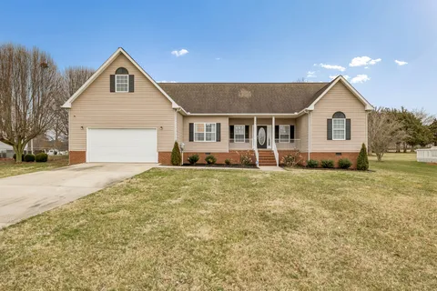 $450,000 | 408 Remington Lane, McMinnville, TN 37110