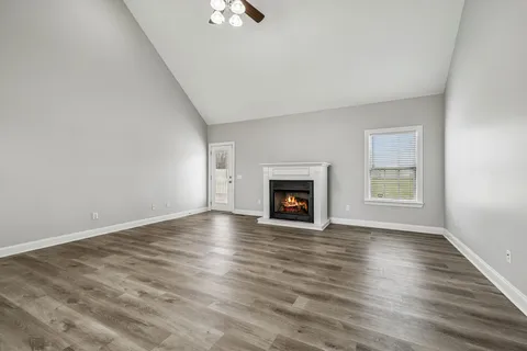 $450,000 | 408 Remington Lane, McMinnville, TN 37110