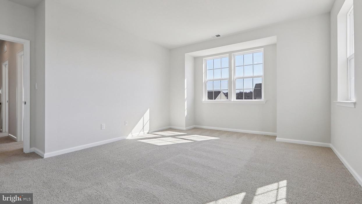 120 Winding Road Easton, PA 18040 - Photo 67 of 80 an empty room with windows