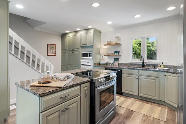 $899,000 | 2381 West County Highway 30A, Unit 8, Santa Rosa Beach, FL 32459