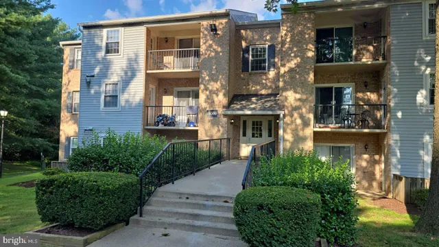 $1,650 | 18300 Streamside Drive, Unit 304, Gaithersburg, MD 20879