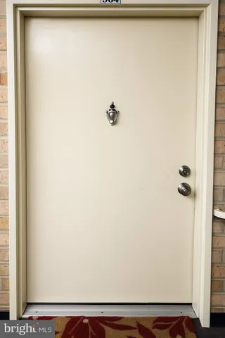 $1,650 | 18300 Streamside Drive, Unit 304, Gaithersburg, MD 20879