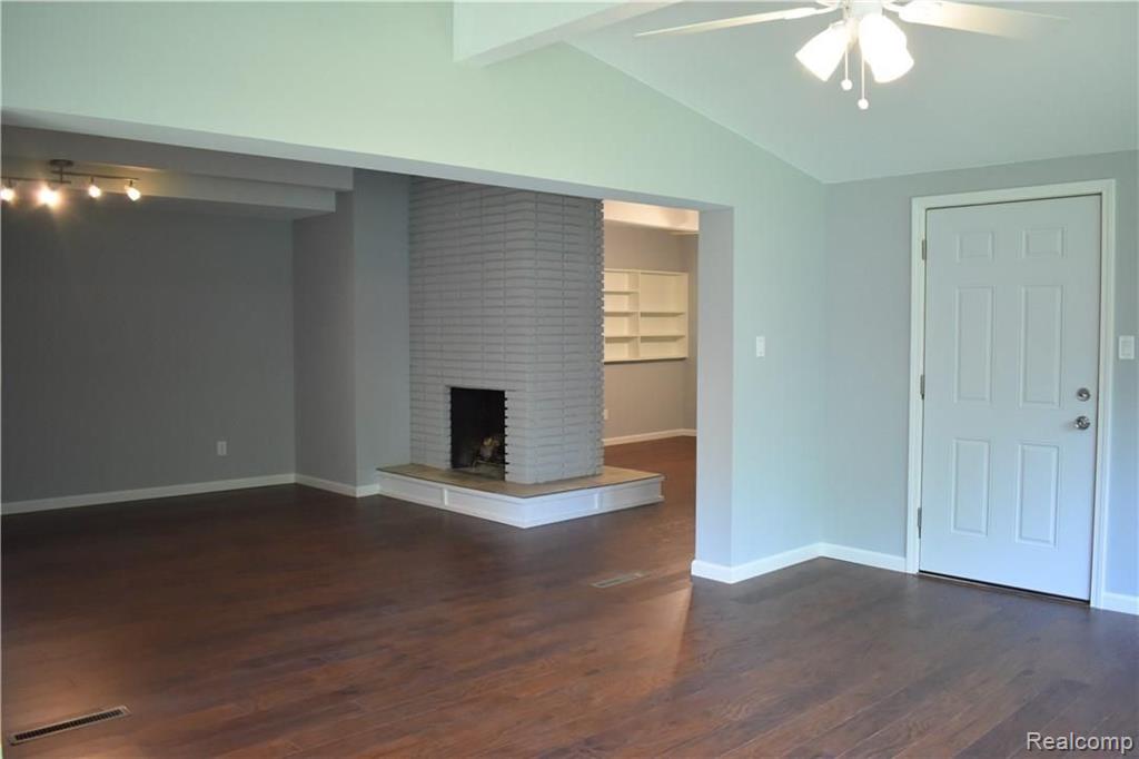 38 Bellarmine Drive Rochester, MI 48309 - Photo 10 of 22
