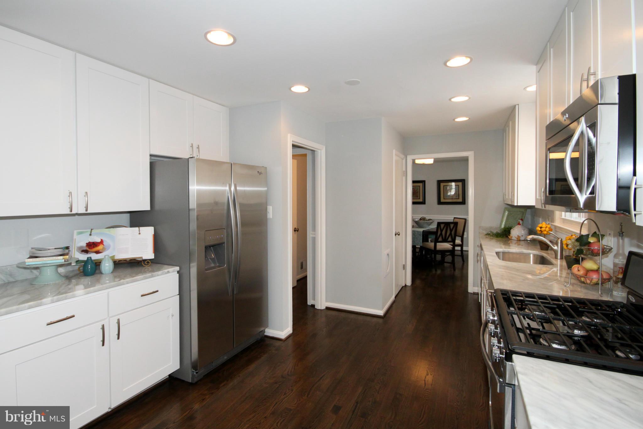 7002 Spaniel Road Springfield, VA 22153 - Photo 9 of 29 Kitchen