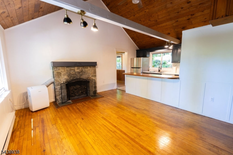 19 Lonaconing Road Vernon, NJ 07422 - Photo 6 of 23