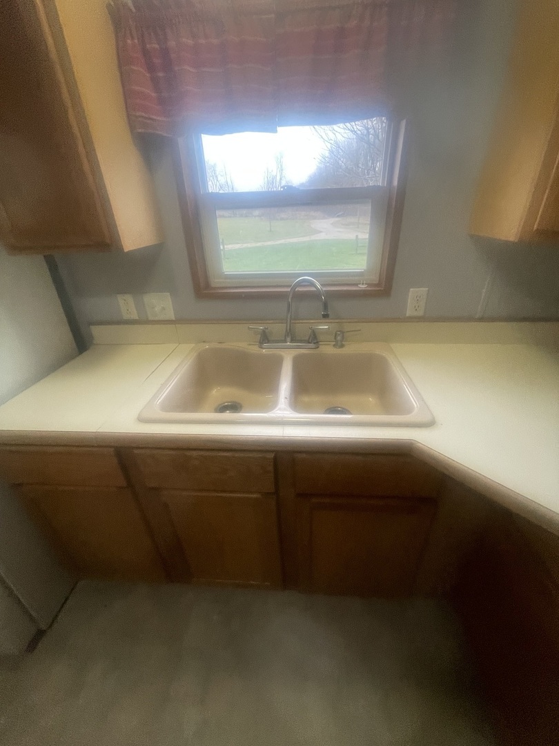 2702 North 3853rd Road Sheridan, IL 60551 - Photo 4 of 20 Gallery Image 4