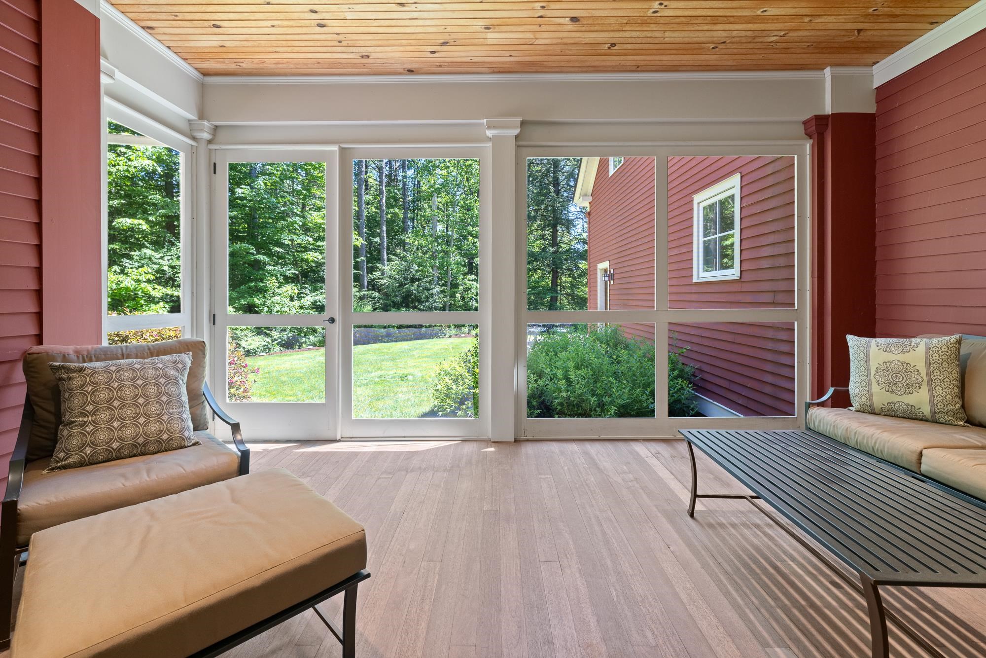 292 Hard Road Hartford, VT 05059 - Photo 26 of 60