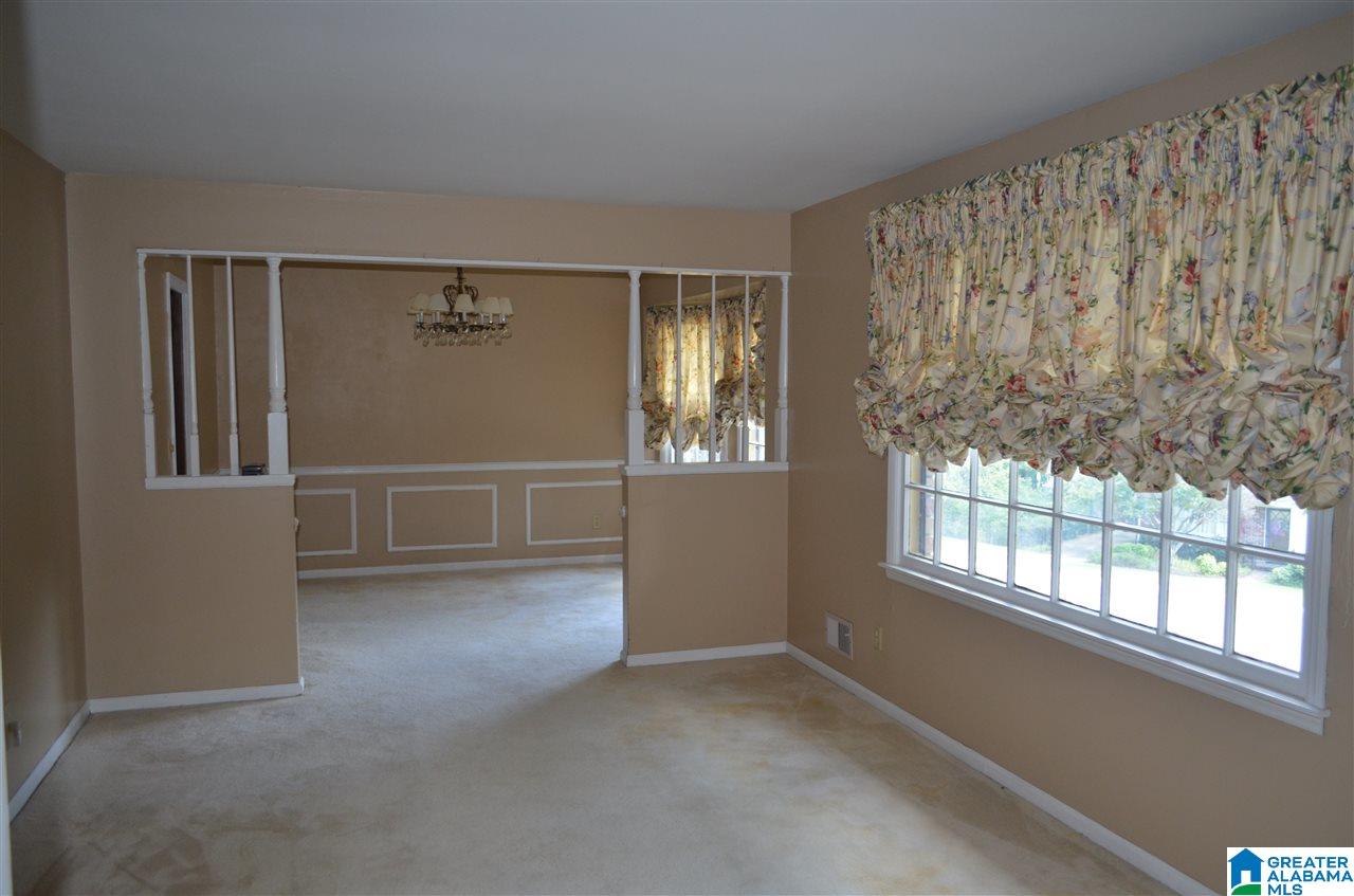 1238 Old Oak Road Birmingham, AL 35235 - Photo 3 of 24