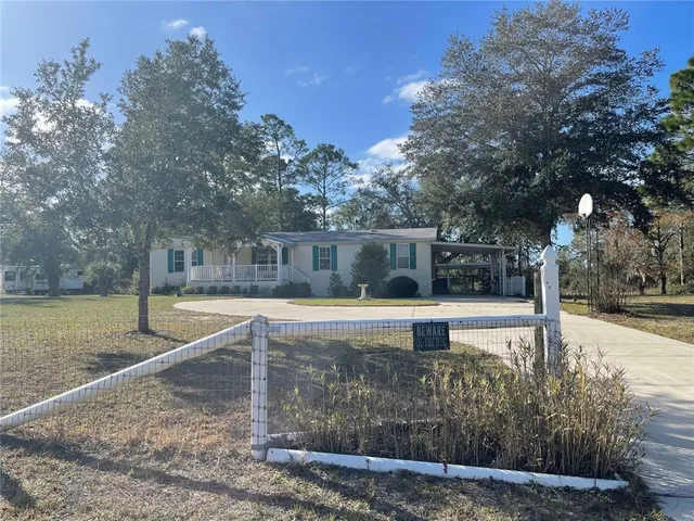 $315,000 | 7690 Southeast 193rd Avenue, Morriston, FL 32668