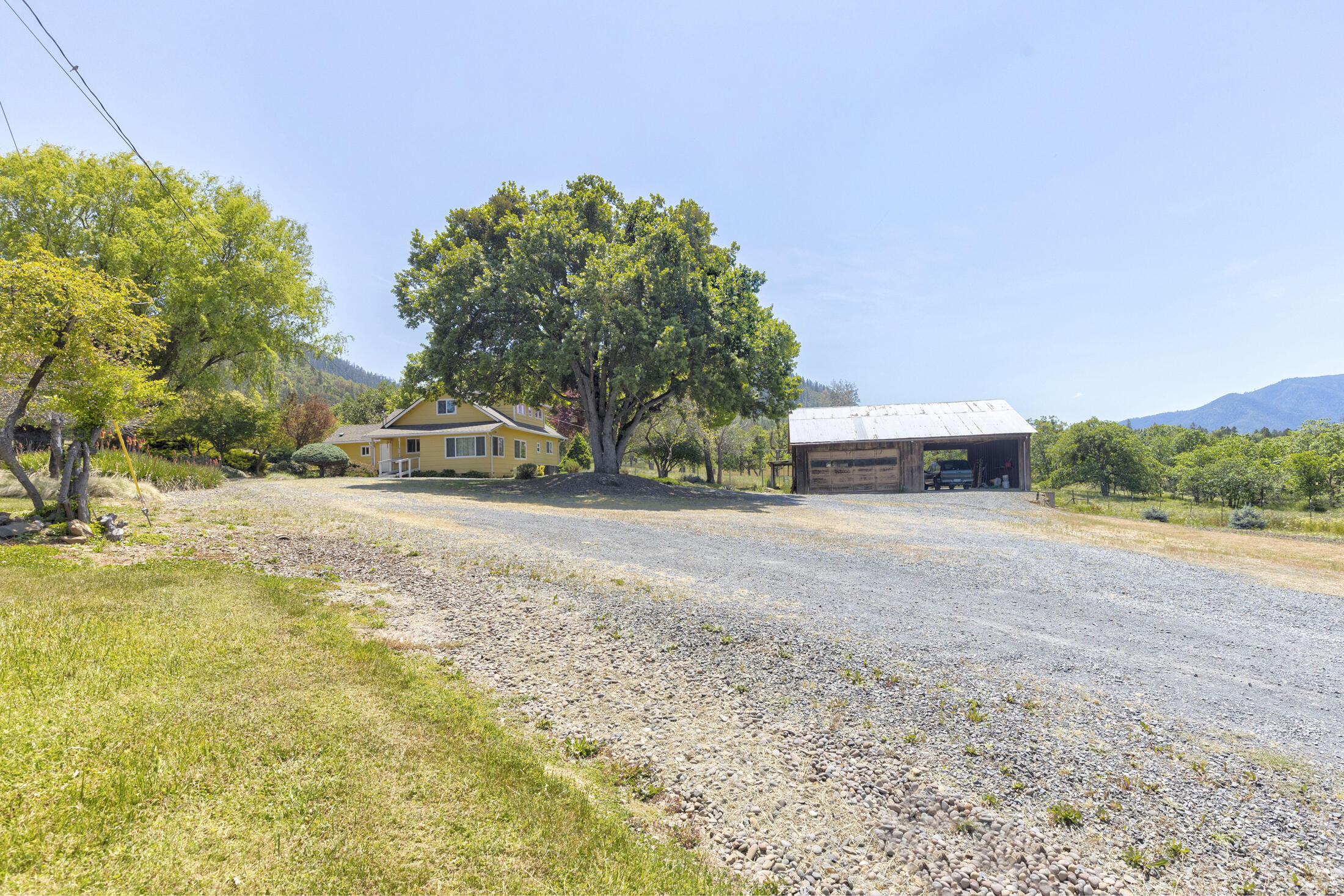 240 Haven Road Jacksonville, OR 97530 - Photo 31 of 54 View to home and Barn from front drive