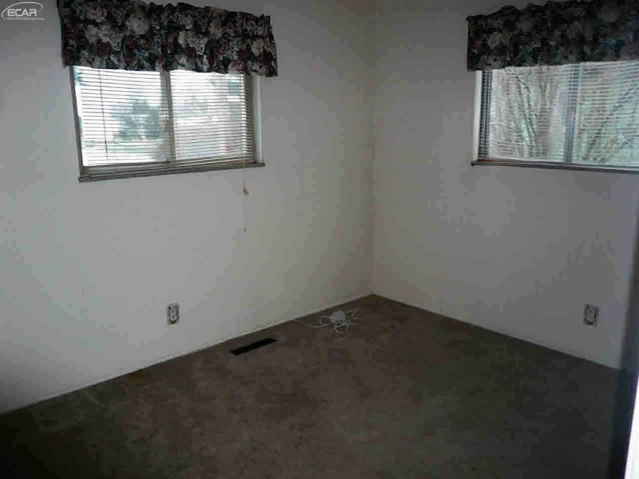 1067 East Frances Road Mount Morris, MI 48458 - Photo 7 of 8