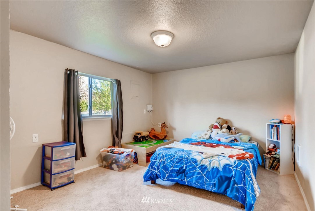 10204 Montana Road Everett, WA 98204 - Photo 8 of 17 Gallery Image 8
