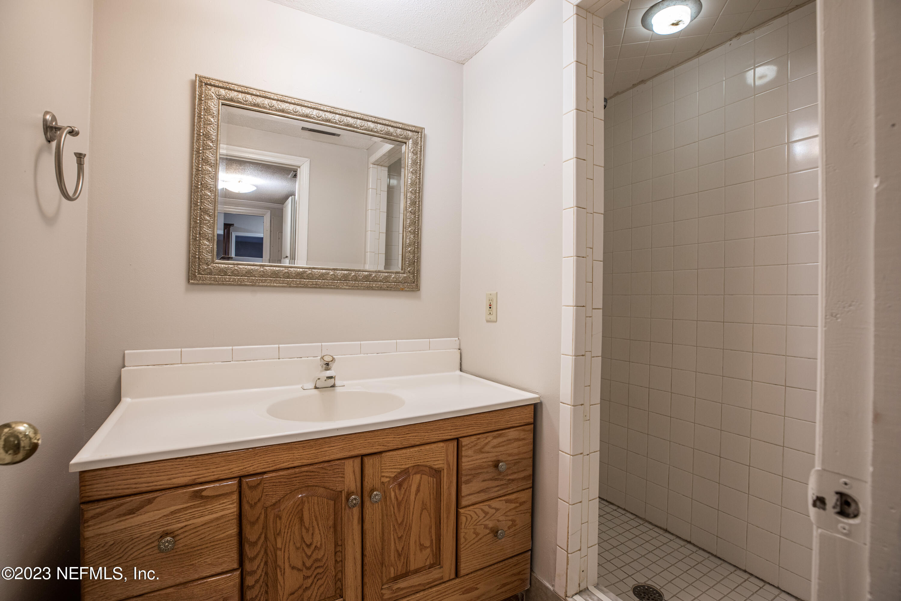 1059 Glynlea Road Jacksonville, FL 32216 - Photo 18 of 22 Glynlea2023MKTPHT-12