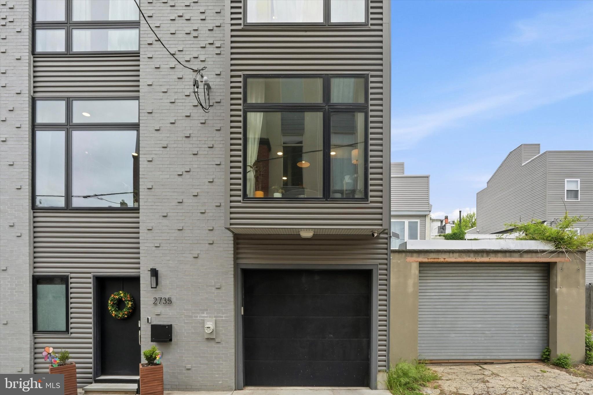 2735 West George Street Philadelphia, PA 19130 - Photo 28 of 29