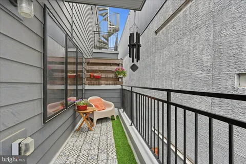 $699,900 | 2735 West George Street, Philadelphia, PA 19130