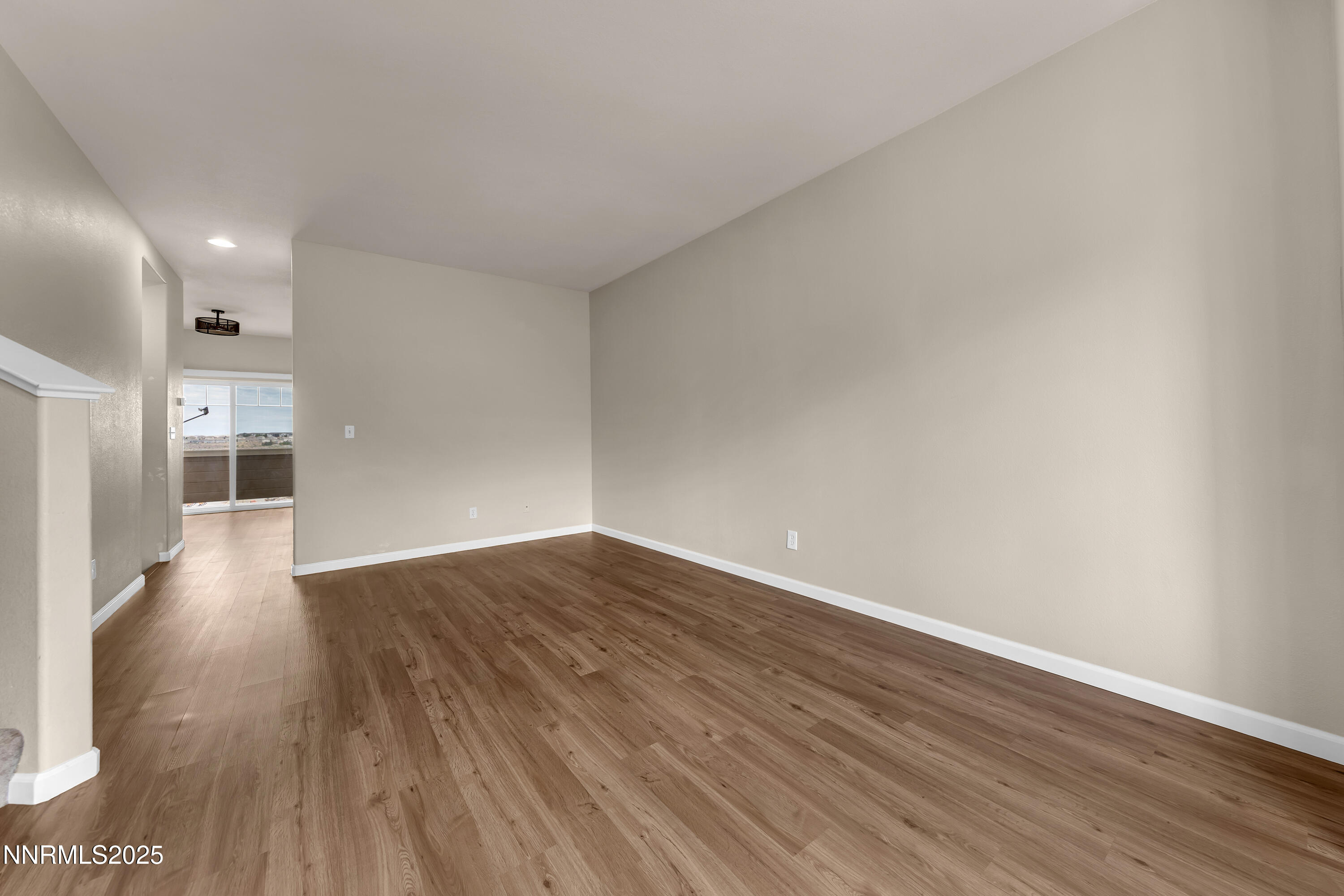4340 Nathan Stephen Court Reno, NV 89503 - Photo 6 of 27 Family room 3
