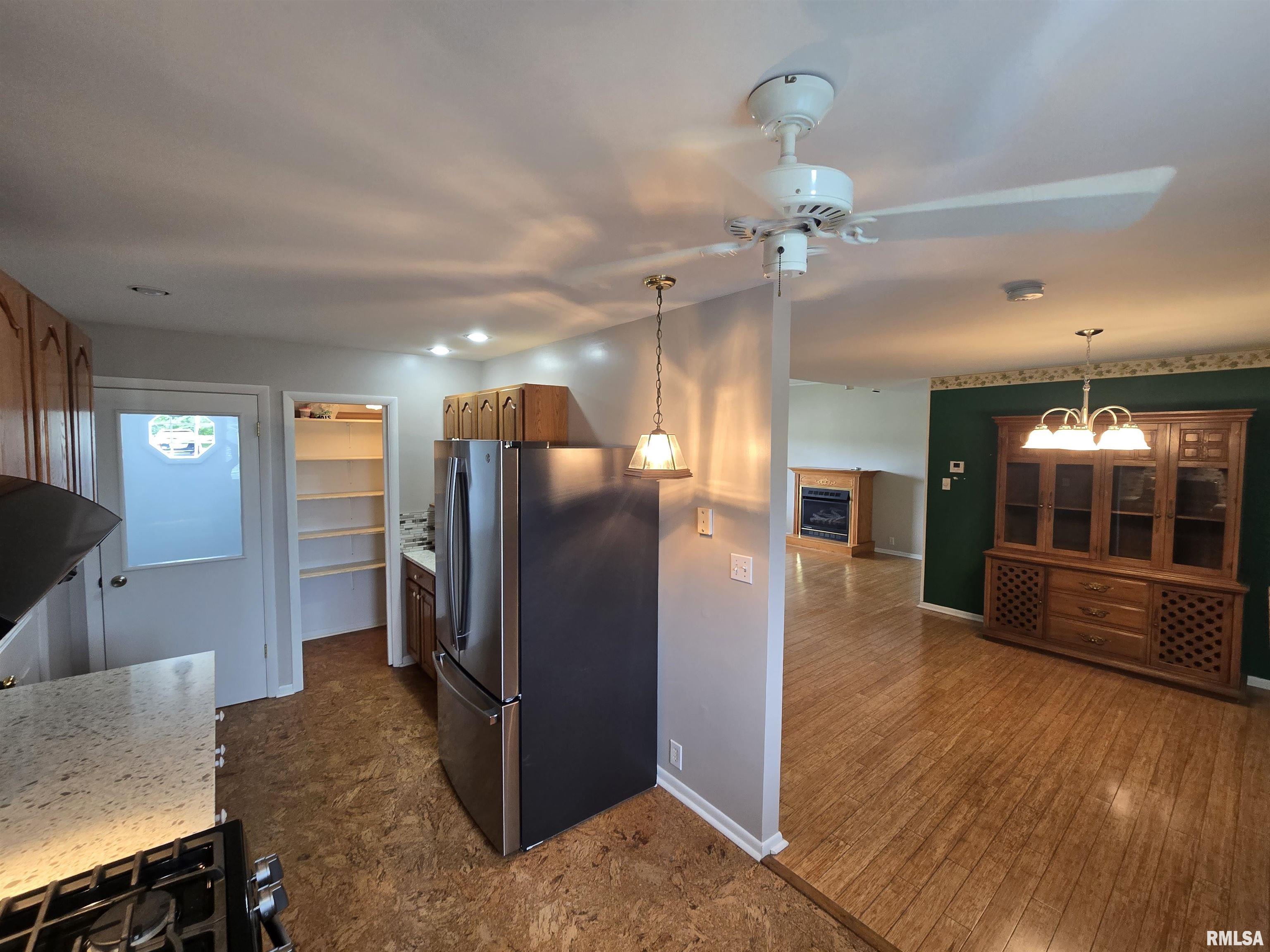 108 School Street Washington, IL 61571 - Photo 19 of 62